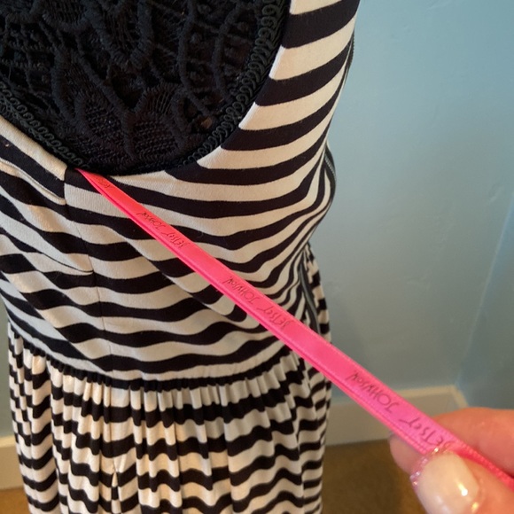 Betsey Johnson bow front striped dress  size 10 - adorable- worn once - Picture 2 of 6